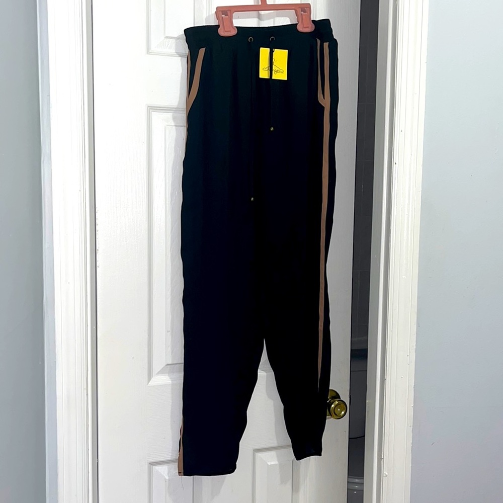 Boutique- Fifty Street, Sumer jogger